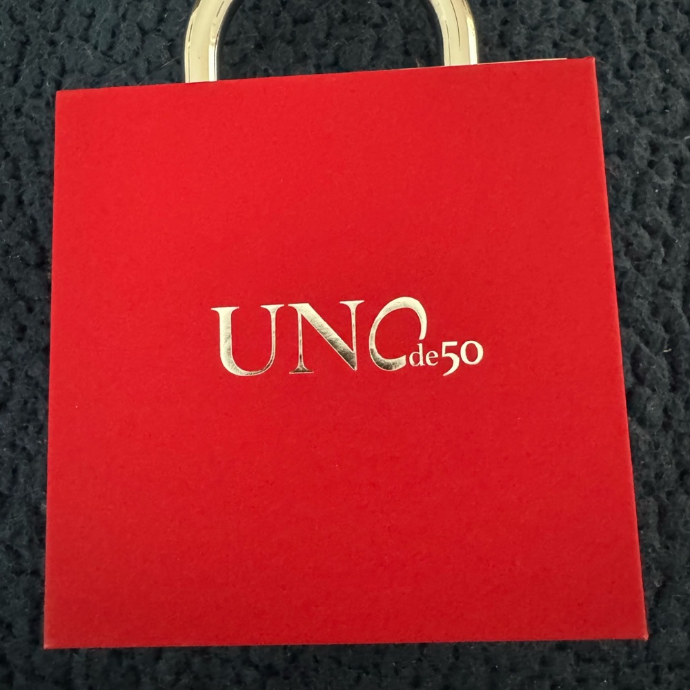 UNO de 50 Bold Red box